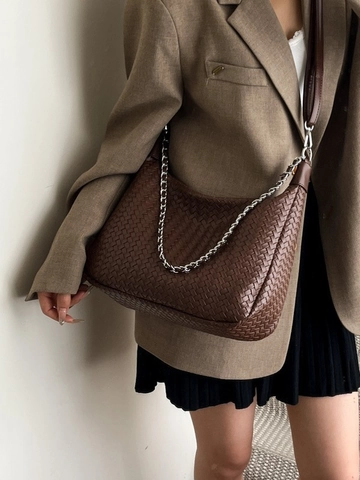 Large Capacity Woven Crossbody Bag For Women Vintage PU Leather Shoulder Hobo Bag With Chain Strap Solid Color Dumpling Bag