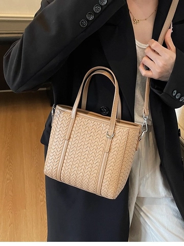 Women Retro PU Leather Woven Bucket Bag Small Handwoven Crossbody Tote Handbag With Adjustable Shoulder Strap Daily Fashion Purse