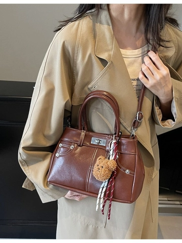 Vintage PU Leather Handbag For Women Contrast Stitching Shoulder Bag With Bear Pendant Retro Commuter Crossbody Bag Lock