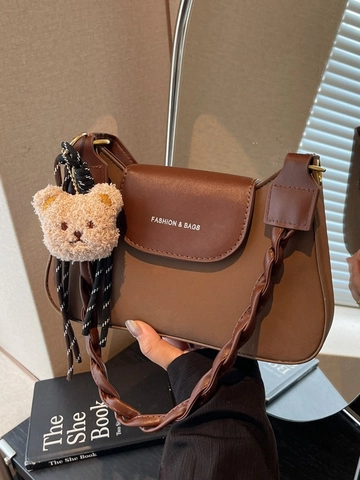 Vintage Patchwork PU Leder Unterarmtasche Für Damen Geflochtener Schultergurt Mit Bärenanhänger Casual Crossbody Hobo Tasche