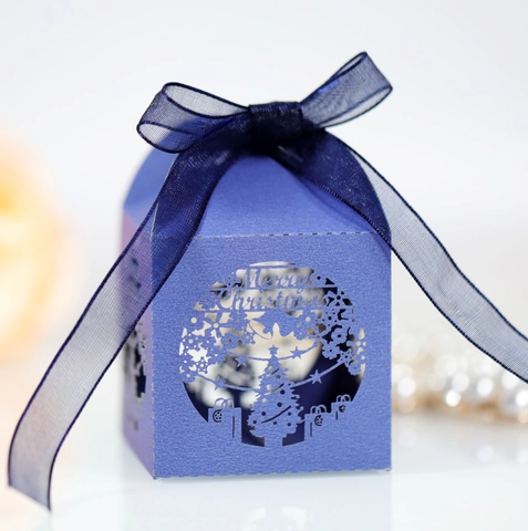 Scatola di Caramelle con Albero di Natale e Fiocco di Neve Tagliata al Laser Scatola Regalo in Carta per Feste di Natale