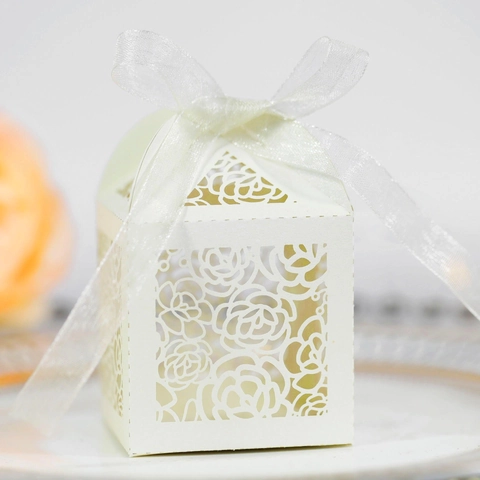 Scatole per Caramelle a Rosa Tagliate al Laser Carta Perlata Scatole Regalo Intagliate Con Nastro per Matrimonio San Valentino Bomboniere