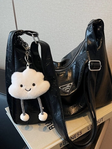 Large Capacity Wrinkled PU Leather Hobo Bag For Women Vintage Shoulder Crossbody Bag With Plush Cloud Pendant Triangle Logo
