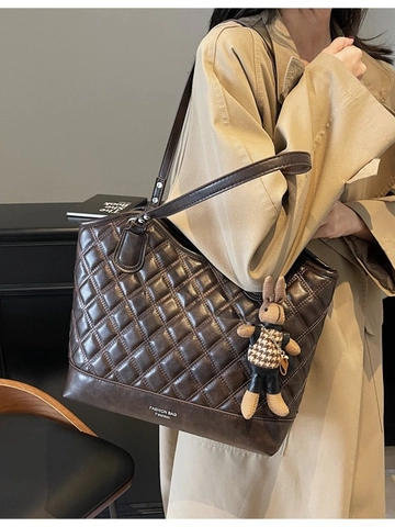 Sac Fourre-Tout Femme Grande Capacité en Cuir PU Vintage Matelassé à Losanges Avec Pendentif Lapin Sac à Main Décontracté Mode
