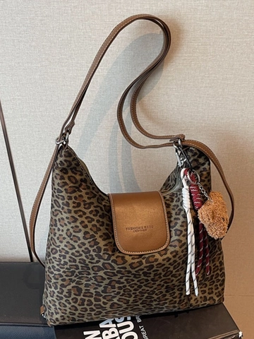 Damen Vintage Leopardenmuster Große Kapazität Rucksack PU Leder Fashion Tragetasche Mit Bärenanhänger Für Den Alltag Reisen