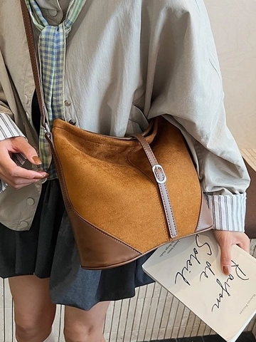 Damen Große Kapazität PU Eimertasche Vintage Mattiertes Spleißen Umhängetasche Mode Pendeln Crossbody Tasche Mit Metallschnalle