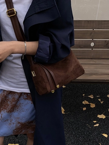 Vintage Dames Kunstmatig Suède Schoudertas Zacht Mat PU Leer Crossbody Tas Retro Pillow Handtas Kleine Messenger Tas