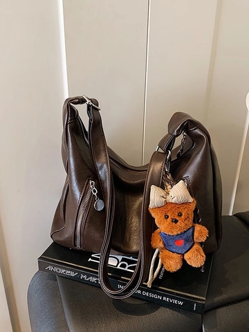 Borsa a Spalla Hobo da Donna in Pelle PU di Grande Capacità Vintage Stile Maillard Shopping Bag Plissettata Con Pendente a Orsetto