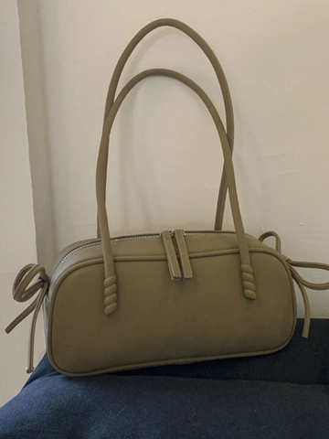 Women Retro PU Leather Pillow Shoulder Bag Large Capacity Frosted Underarm Bag With Bow Knot Detail Commuter Fashion Bag
