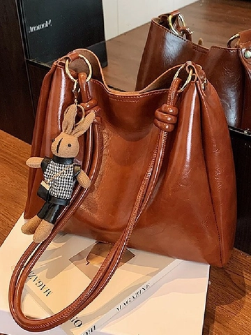 Vintage PU Leather Large Capacity Tote Bag For Women Fashion Commute Shoulder Bag With Rabbit Charm And Inner Pouch