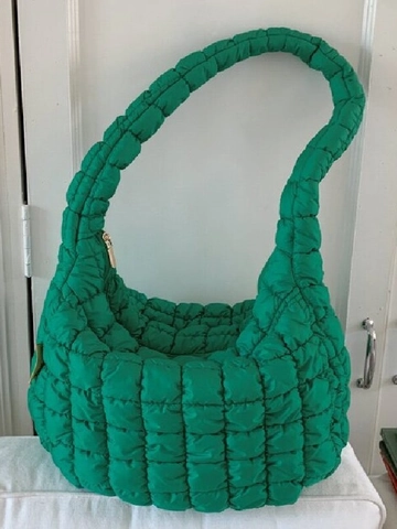 Borsa a Spalla Trapuntata a Bolle da Donna Grande Capacità in Nylon Imbottita Hobo Bag Casual Cloud Borsa a Tracolla Fashion Dumpling Bag