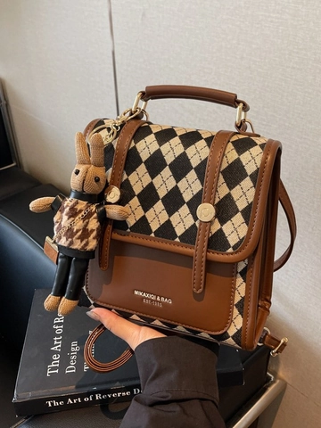 Sac à Dos Vintage à Losanges Pour Femmes Cuir PU Style Preppy Sac à Main Patchwork Avec Pendentif Lapin Sac à Bandoulière