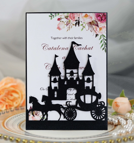 Biglietti d'Invito a Matrimonio Europei Tagliati al Laser Design a Castello e Carrozza Carta Perlata per Feste e Celebrazioni