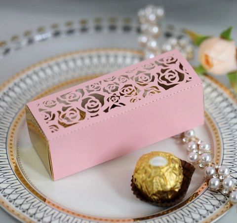 Lasergeschnitten Rose Hohl Geschenkbox Süßigkeitenbox Für Hochzeit Valentinstag Party Feier Romantische Ausgehöhlte Schokoladenbox
