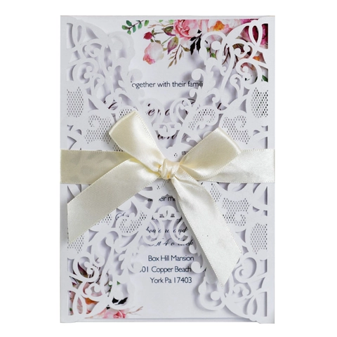 Europäischer Stil Laser Geschnitten Ausgehöhlt Hochzeit Einladungskarte Mit Blumen Innenblatt Satin Schleife Umschläge