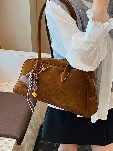 Sac à Épaule en Cuir PU Grande Capacité pour Femmes Rétro Urbain Minimaliste Sac Fourre-tout Avec Pendentif à Franges Bowling