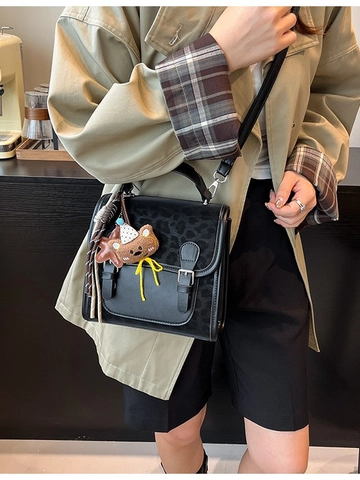 Vintage Leopard Print Women Backpack PU Leather Streetwear Fashion Schoolbag Travel Shoulder Bag With Cute Bear Charm