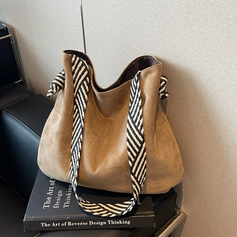 Bolso Tote Grande de Gamuza PU Retro para Mujer Con Correa de Hombro Tejida de Rayas Blancas y Negras Minimalista Hobo