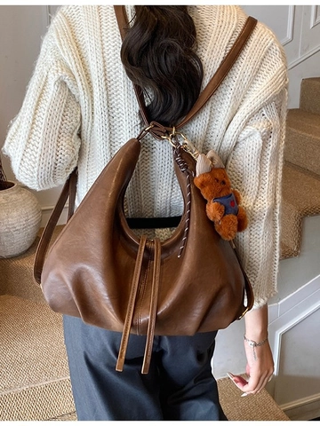 Borsa Hobo Vintage Donna Grande Capacità Pelle PU Plissettata Borsa a Tracolla Pendolare Con Pendente Orsetto Peluche