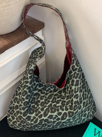 Große Kapazität Einkaufstasche Mit Leopardenmuster Für Damen PU Leder Hobo Schultertasche Mit Metallösen Lässige Tasche