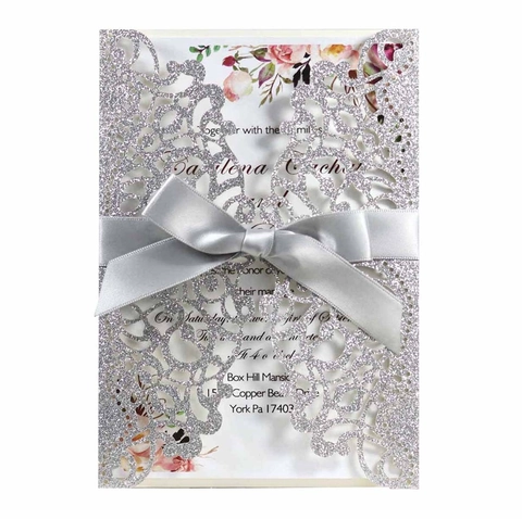 Eleganti Biglietti D'invito Per Matrimonio In Carta Luccicante Con Taglio Laser E Fiocco In Satin Fogli Interni Floreali