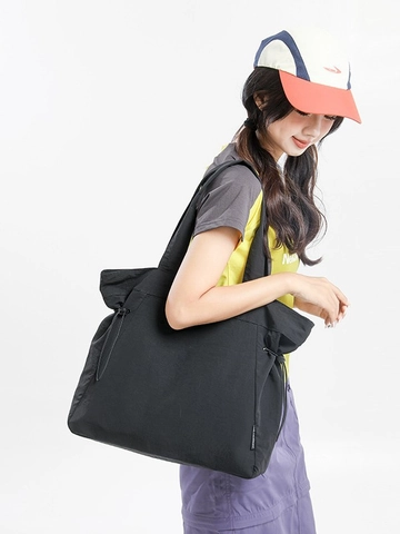 Damen Große Kapazität Nylon Tote Bag Lässig Leichte Pendler Schultertasche Mit Seitenkordelzug Gefaltete Handtasche