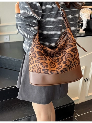 Borsa a Secchiello Grande in Camoscio con Stampa Leopardata da Donna Borsa a Tracolla Opaca Retrò Spalla Autunno Inverno
