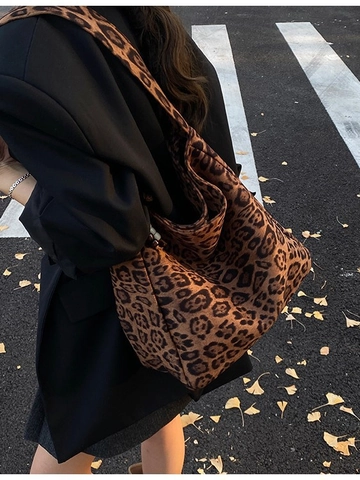 Leopard Print Suede Large Capacity Shoulder Bag Vintage Tote Bag With Wood Bead Tassel For Women Daily Commute