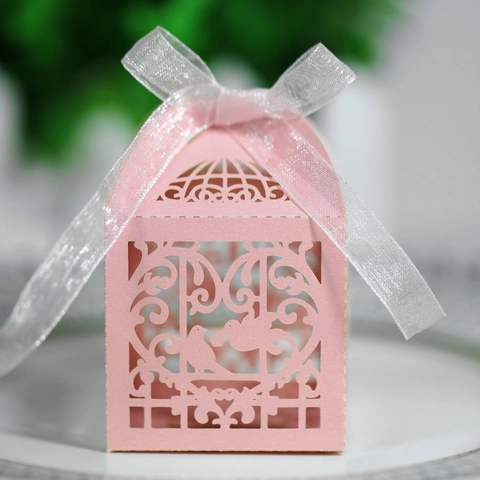 European Laser Cut Love Birds Wedding Candy Box Heart Shaped Hollow Pearlescent Paper Gift Favor Box With Ribbon Bow For Party Decor