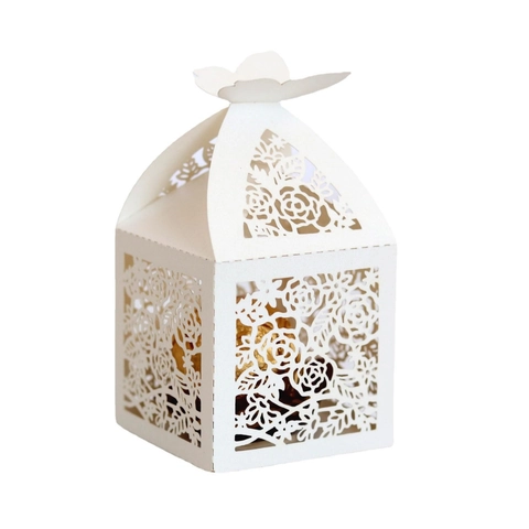 Laser Cut Rose Pattern Butterfly Buckle Candy Box Pearlescent Paper Wedding Favor Boxes Chocolate Gift Bag Party Decoration