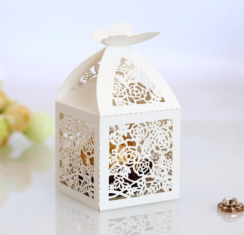 European Laser Cut Rose Flower Butterfly Candy Box Pearlescent Paper Gift Boxes For Wedding Party Favor Chocolate Packaging