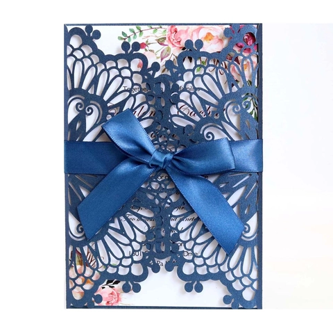 Laser Cut Wedding Invitations Pearlescent Paper Greeting Cards With Satin Ribbon Flower Pattern For Engagement Banquet