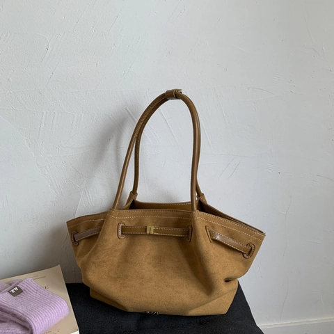 Women Retro Suede Texture PU Leather Tote Bag Large Capacity Vintage Shoulder Bag With Metal Buckle Minimalist Casual Commute Handbag