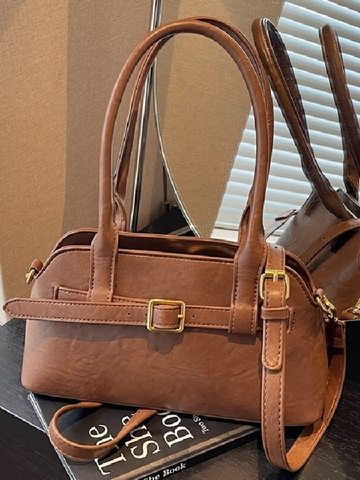 Women Vintage PU Leather Shoulder Bag Large Capacity Commuting Handbag With Gold Buckle Retro Minimalist Underarm Bag