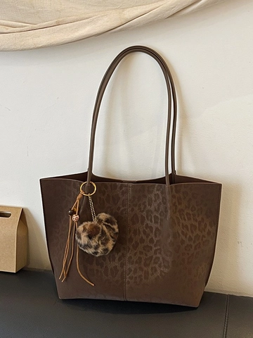 Damen Große Kapazität Leopard Muster Tote Bag PU Leder Retro Schultertasche Pendler Unterarmtasche Mit Plüsch Herz Anhänger