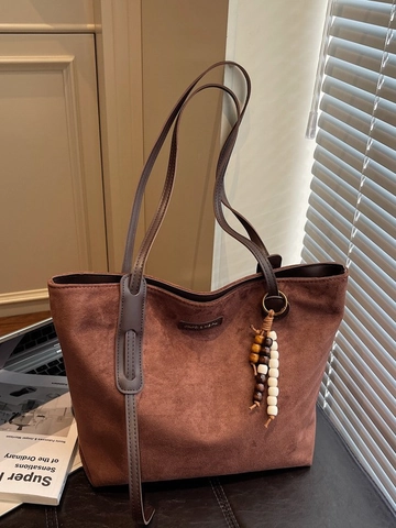 Women Large Capacity PU Leather Tote Bag Suede Texture Minimalist Shoulder Commuter Bag With Wooden Beads Charm Retro Style