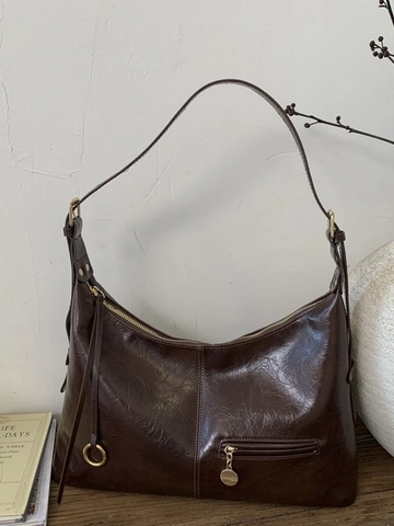 Retro PU Leather Hobo Bag For Women Pleated Large Capacity Crossbody Bag Minimalist Commuting Shoulder Bag With Ring Decor