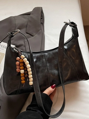 Bolso de Hombro Hobo de Gran Capacidad de Cuero PU Vintage para Mujer Con Colgante de Cuentas y Correa Ajustable