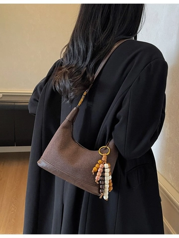 Sac à Bandoulière Hobo Vintage en Cuir PU pour Femmes Sac Croissant avec Breloque Perlée Design de Couture Sac à Épaule Quotidien