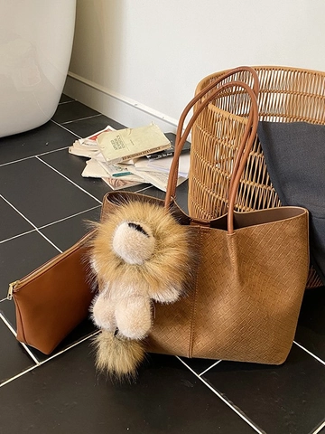 Large Capacity Women PU Leather Shoulder Tote Bag With Woven Texture Retro Commuter Handbag With Optional Lion Charm