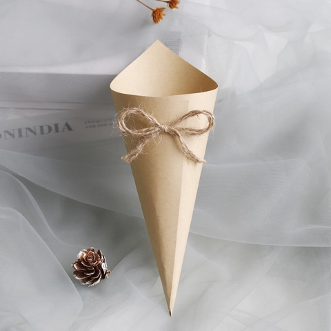 DIY Kraft Paper Wedding Confetti Cones With Hemp Rope For Party Petal Flower Cones Rustic Wedding Favors Holder Decoration