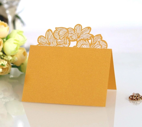 Marque-places en Papier Perlé Découpé au Laser Fleur de Rose pour Mariage Banquet Table Cartes de Nom Fête Décoration de Siège Élégante