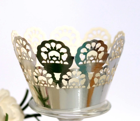 Elegant Laser Cut Paper Lace Flower Cupcake Wrapper Hollow Floral Decorative Cake Border For Wedding Birthday Party Event