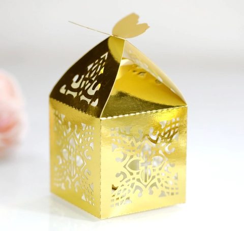 Scatole per Caramelle a Croce Tagliate a Laser Con Chiusura a Farfalla in Carta Perlata Scatole per Bomboniere per Matrimonio Battesimo Festa