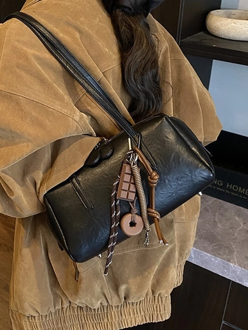 Vintage PU Leather Boston Shoulder Bag For Women Large Capacity Oil Wax Underarm Bag With Creative Chocolate Pendant Retro