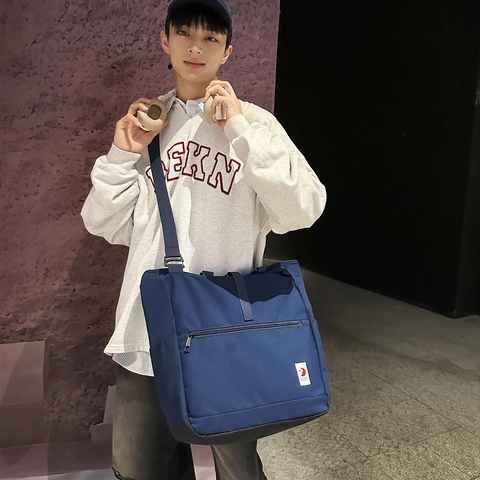 Large Capacity Nylon Tote Bag For Women Minimalist Shoulder Bag Water Resistant Commuter Messenger Bag With Laptop Compartment