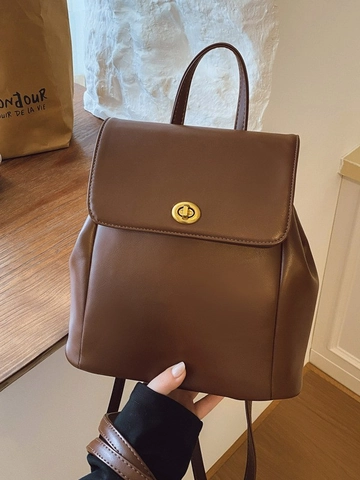 Fashionable PU Leather Women Backpack Turnlock Minimalist Large Capacity Korean Style Commuter Shoulder Bag Lady Travel