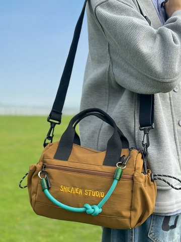 Bolso Bandolera de Nailon Casual para Mujer Bolso Cuadrado Pequeño Deportivo Con Correa Ajustable Cuerda de Contraste Moda