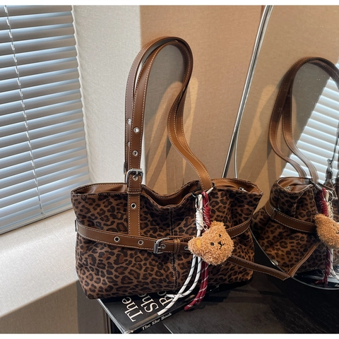 Large Capacity Leopard Print Tote Bag Women Suede Shoulder Bag Casual Retro Handbag