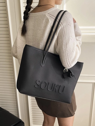 Sac Cabas en Cuir PU Grande Capacité pour Femmes Rétro Minimaliste SOUKU Lettres Embossées Sac à Épaule Avec Pendentif Éléphant